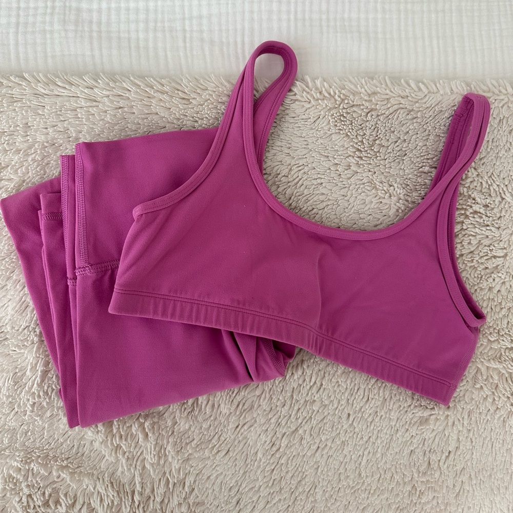 Aritzia TNA butter workout set